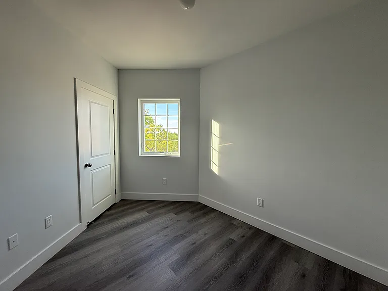 47 Chester Pl #1 — Photo 13