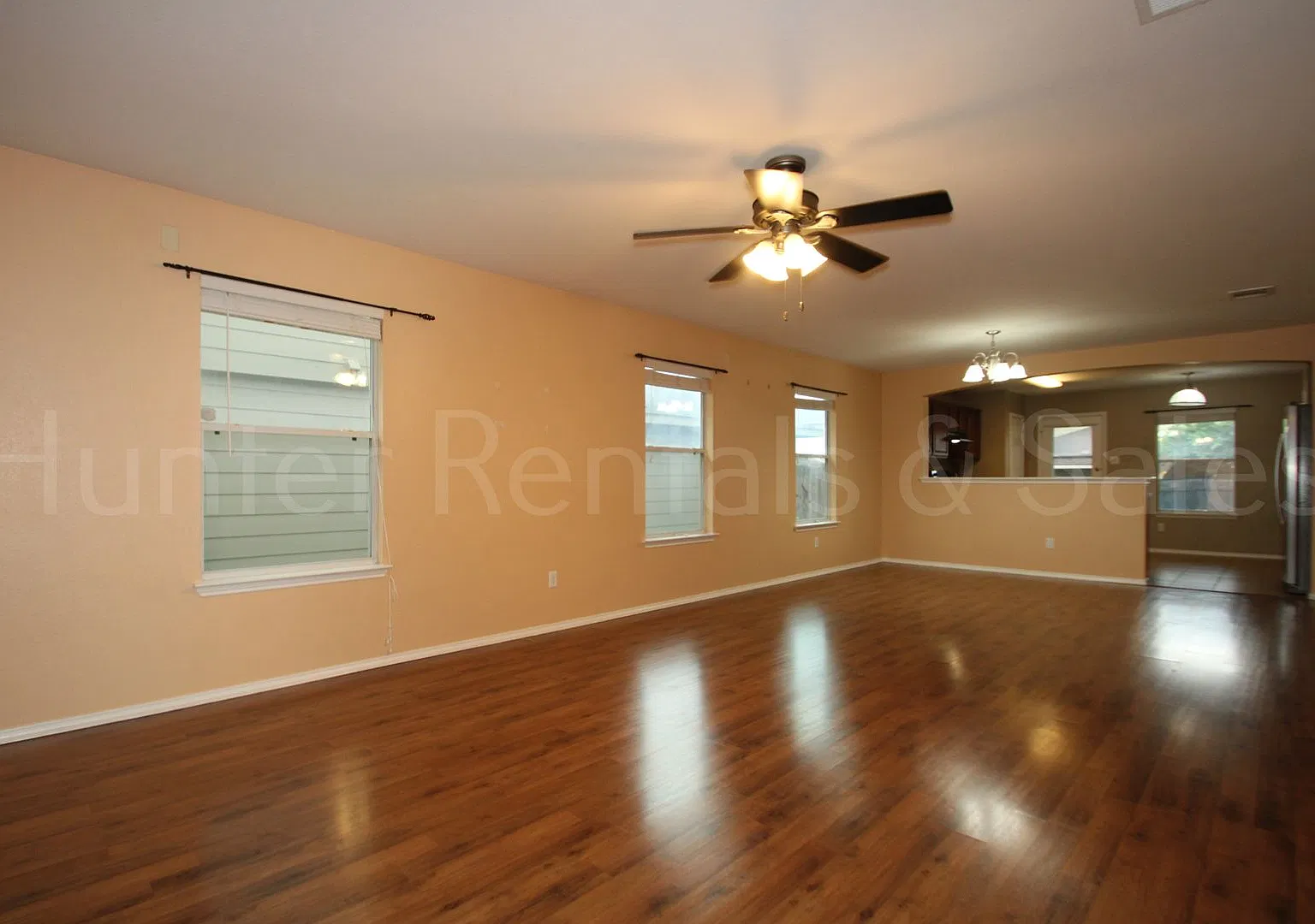 Beautiful Home! — Photo 4