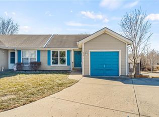 915 Swallow Cir, Liberty, MO 64068