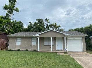 1321 McDonald Dr, Midwest City, OK 73130