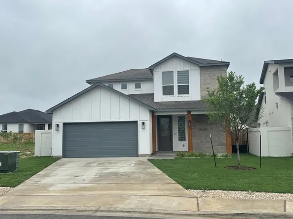 107 True Patriot Dr, Laredo, TX 78045