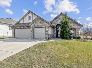 1407 E Lookout St, Derby, KS 67037
