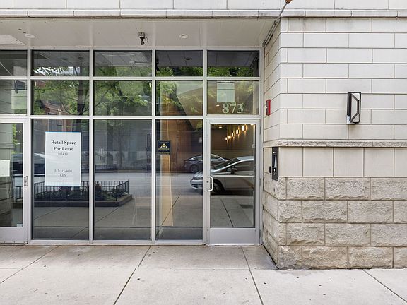 4th image of 873 N Larrabee St APT 705