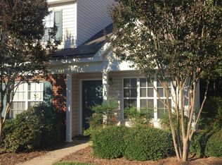 18 Sidney Marie Ct, Greensboro, NC 27407