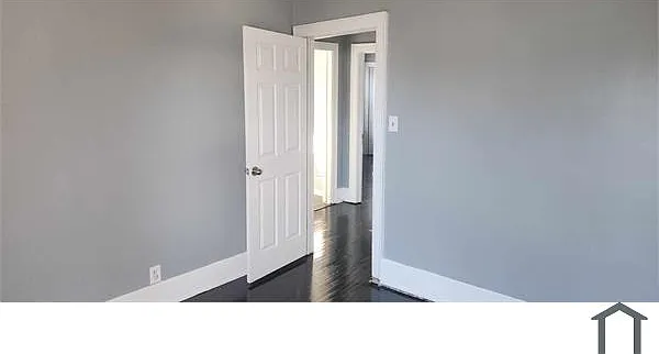 3992 Beaconsfield St #2 — Photo 3