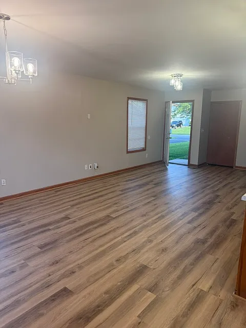 2 bed, 1050 sqft, $1,650 — Photo 4