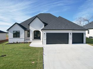 2025 N Riva Ridge Ct, Springfield, MO 65802