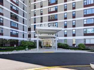 4600 Duke St APT 1112, Alexandria, VA 22304