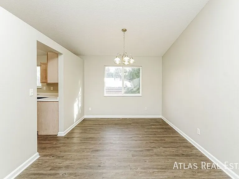 1135 Marsh Hawk Dr — Photo 5