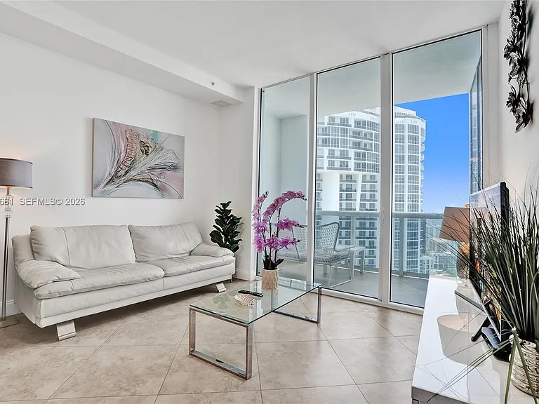 18201 Collins Ave #4705 — Photo 8