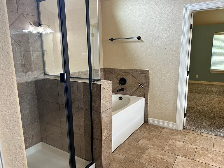 1621 Rusty Spur Dr — Photo 19