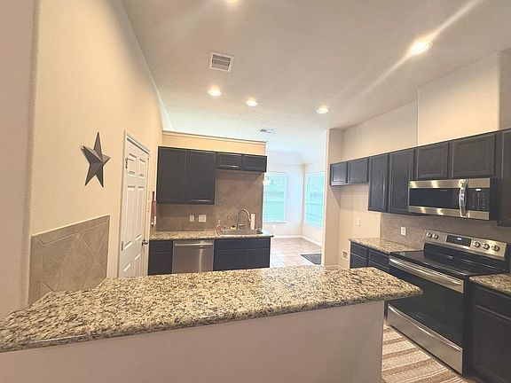 5th image of 13411 Sea Island Dr