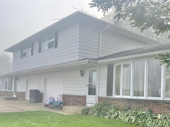 727 E Washington AVENUE #729, Cleveland, WI 53015