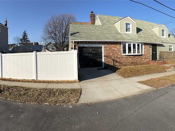 3rd image of 20975 111th Ave