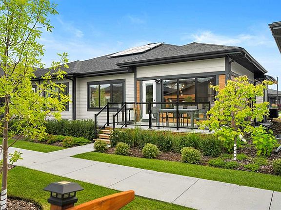 3rd image of 220 W Marina Cv SE