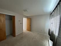 4th image of 917 Alder St #1