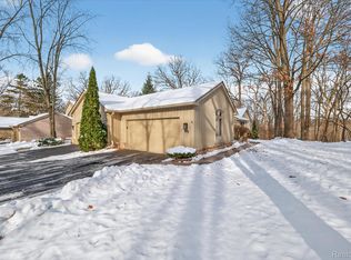 1193 Timberview Trl, Bloomfield Hills, MI 48304