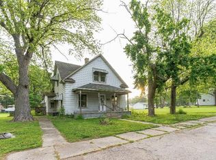 110 W Lithia St, Attica, IN 47918