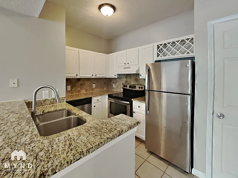 955 Juniper St NE #1012 — Photo 4
