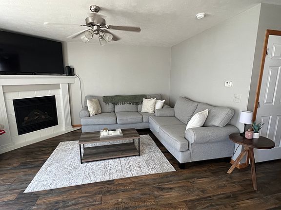 2nd image of 3555 McLaughlin Dr