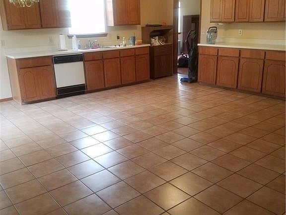 2nd image of 5711 Middlesboro Ave