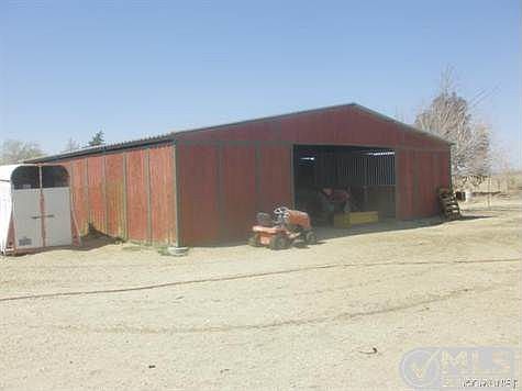4th image of 13329 E Avenue H