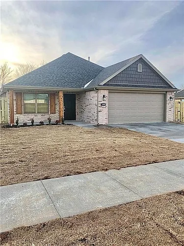 189 S Geranium Ln Photo 1