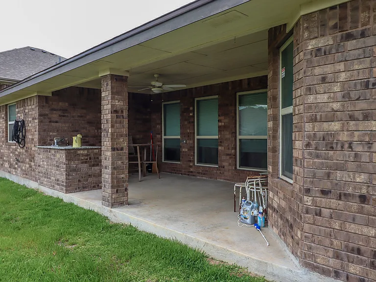 8107 Preston Hollow Dr — Photo 42