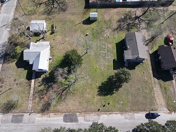 3rd image of 1026 15th St
