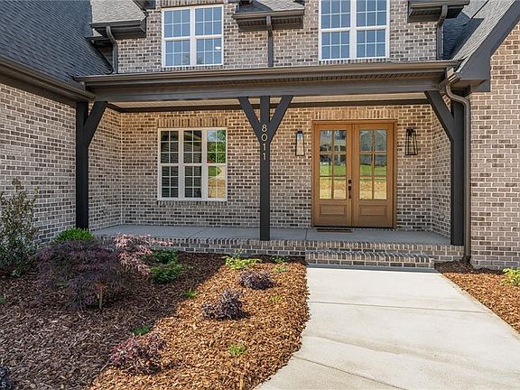 3rd image of 8011 Honkers Hollow Dr