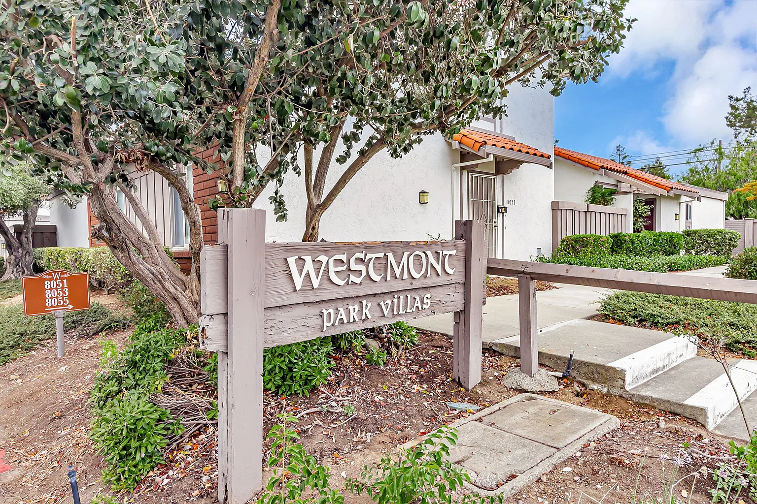 8064 Park Villa Cir photo 1