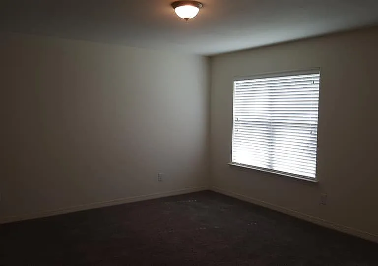 12747 Westbrook Dr — Photo 19