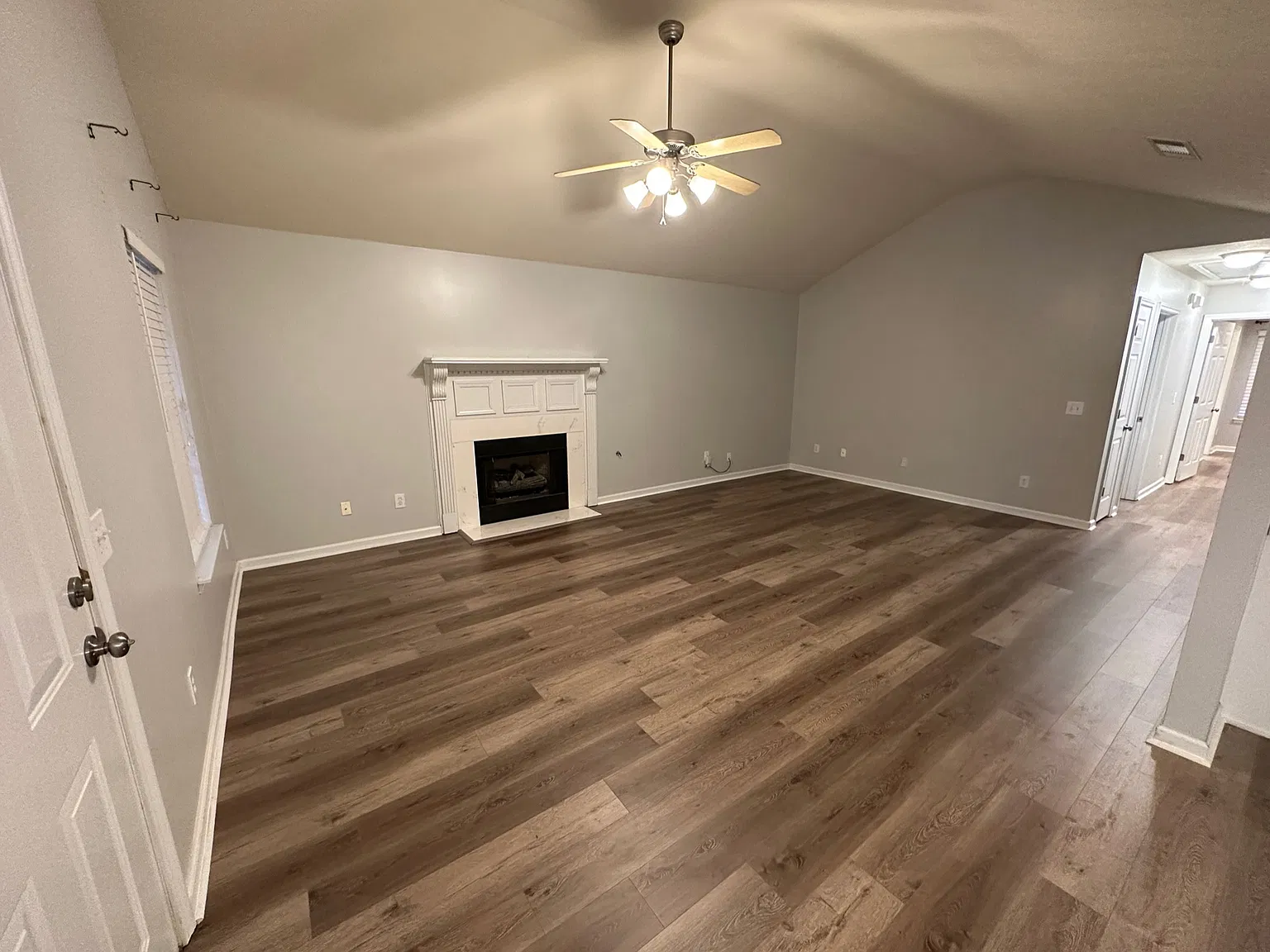 764 Whippoorwill Dr — Photo 4