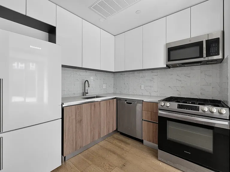 148-33 90th Ave #102 — Photo 8