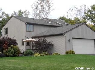 5006 Platinum Dr, Liverpool, NY 13088