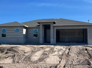 8053 Buttercup Cir, Labelle, FL 33935