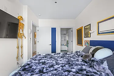 Rented by Elegran