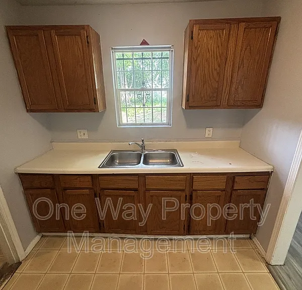 2134 N Minnesota Ave — Photo 13