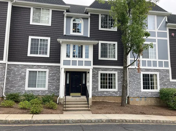 79 Village Dr #679, Morristown, NJ 07960