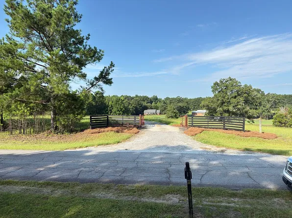916 McCrary Rd, Molena, GA 30258