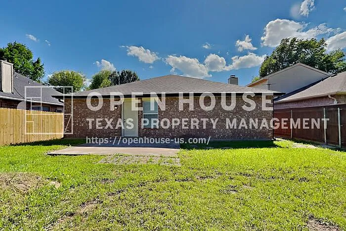 649 Blueberry Hill Ln — Photo 19