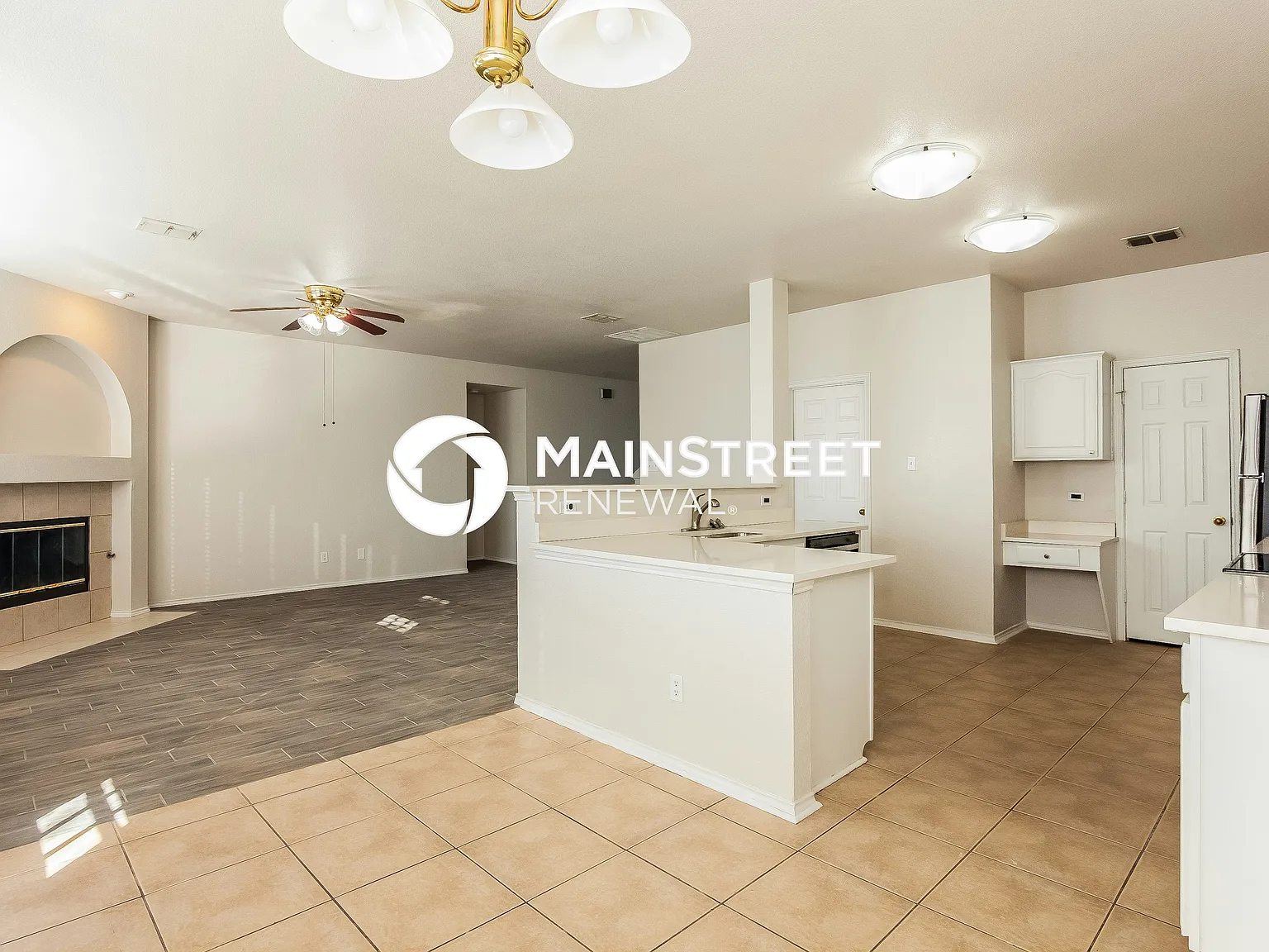 1300 White Dove Ln — Photo 3