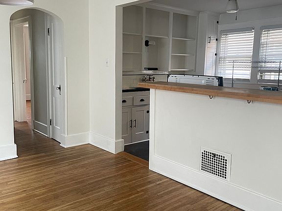 4th image of 386 Stillwell Ave Floor 2