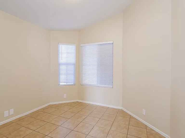 6417 N 81st Dr — Photo 10