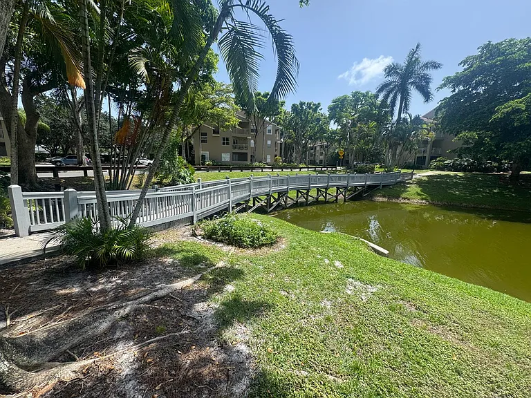 1780 Palm Cove Blvd #6-306 — Photo 23