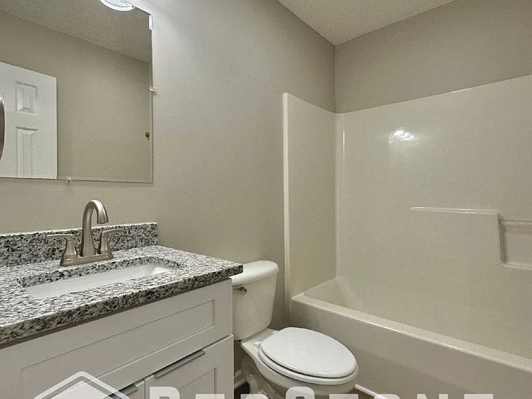 111 Bullis St #B — Photo 10