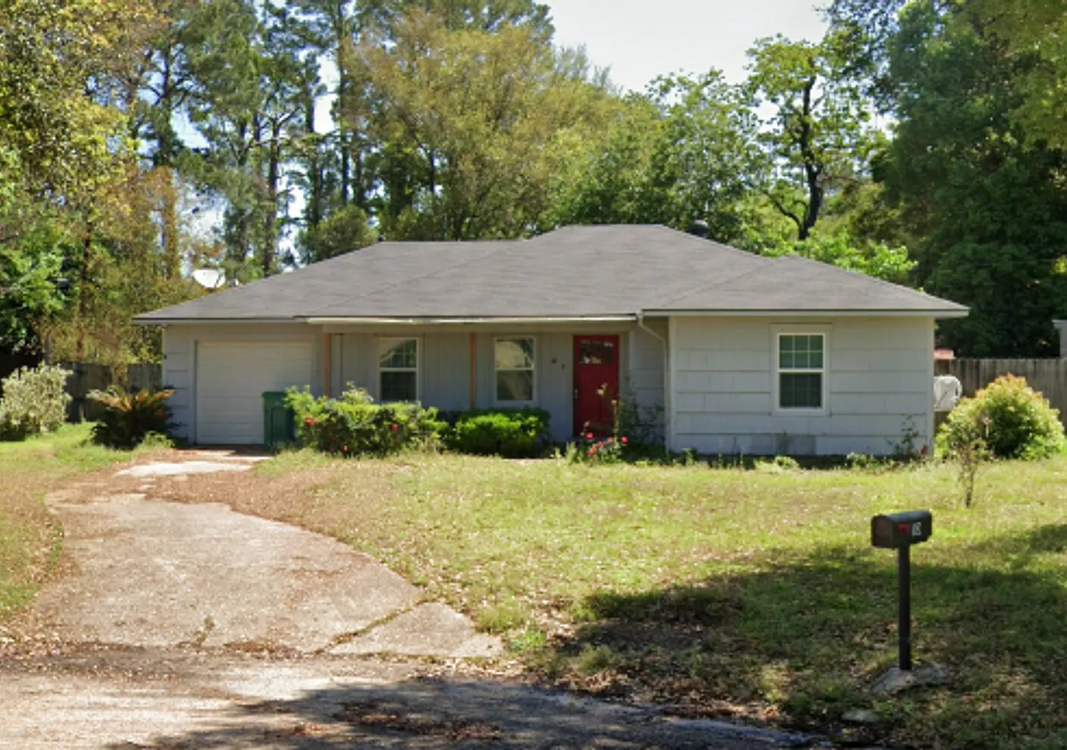 10 Circle Q, Orange TX 77650 — Photo 1