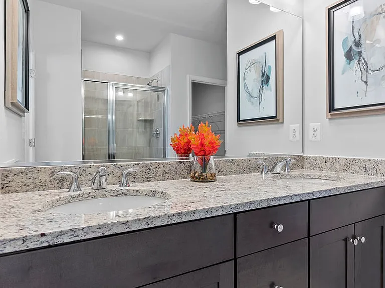 656 Brookwood Glen Ter #A — Photo 9
