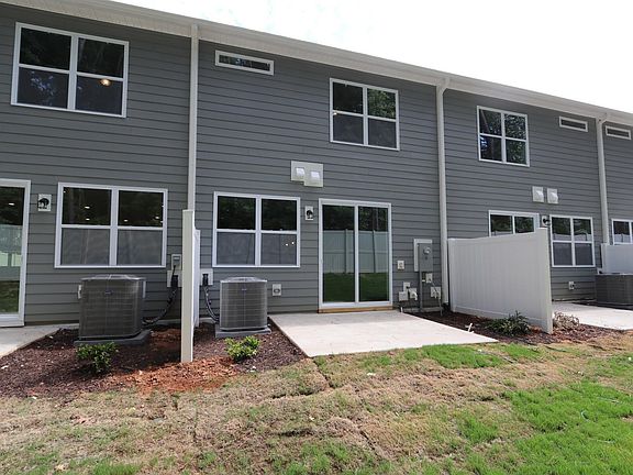 3rd image of 2919 Spring Manor Way