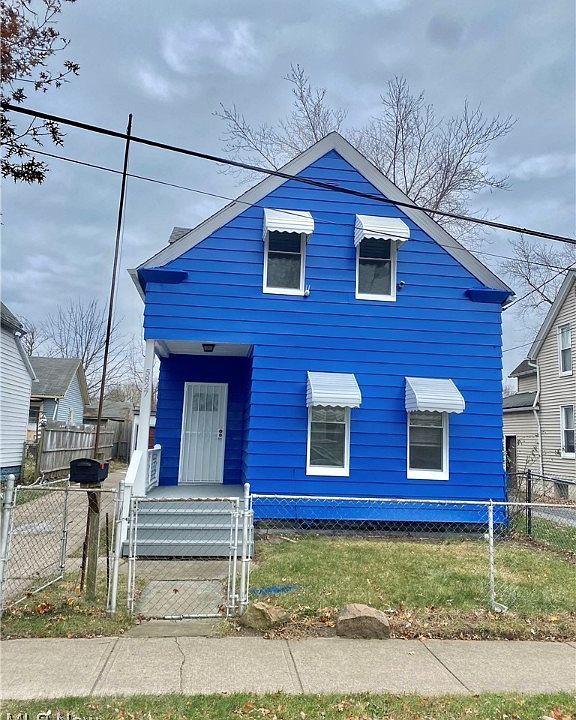 1st image of 5827 Pilsen Ave